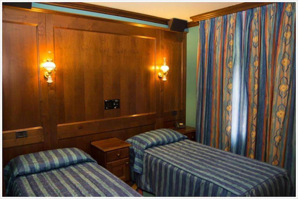 Hotel California Champoluc Exterior photo