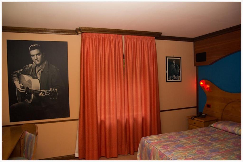 Hotel California Champoluc Exterior photo
